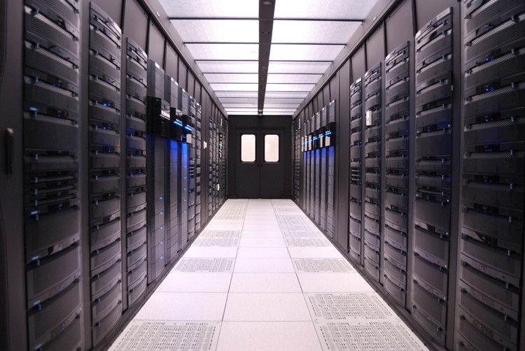 Network Redundancy in Data Centers